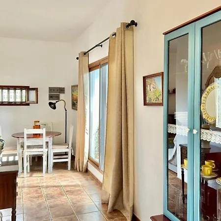 Holiday home Home, Fuencaliente